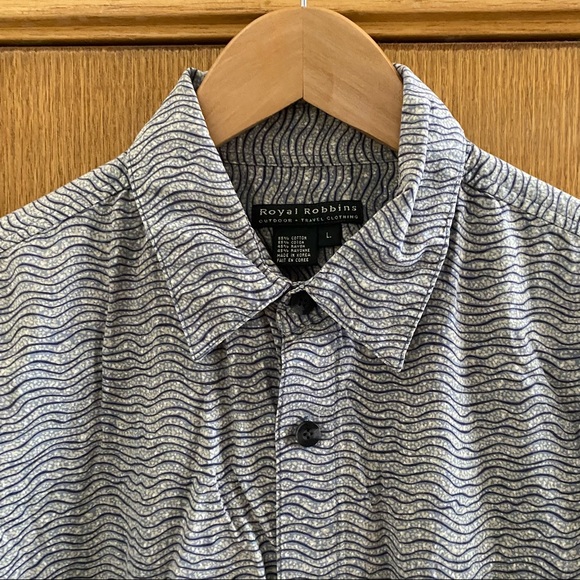 ROYAL ROBBINS • Short Sleeve Button Down Shirt - L - Picture 4 of 15